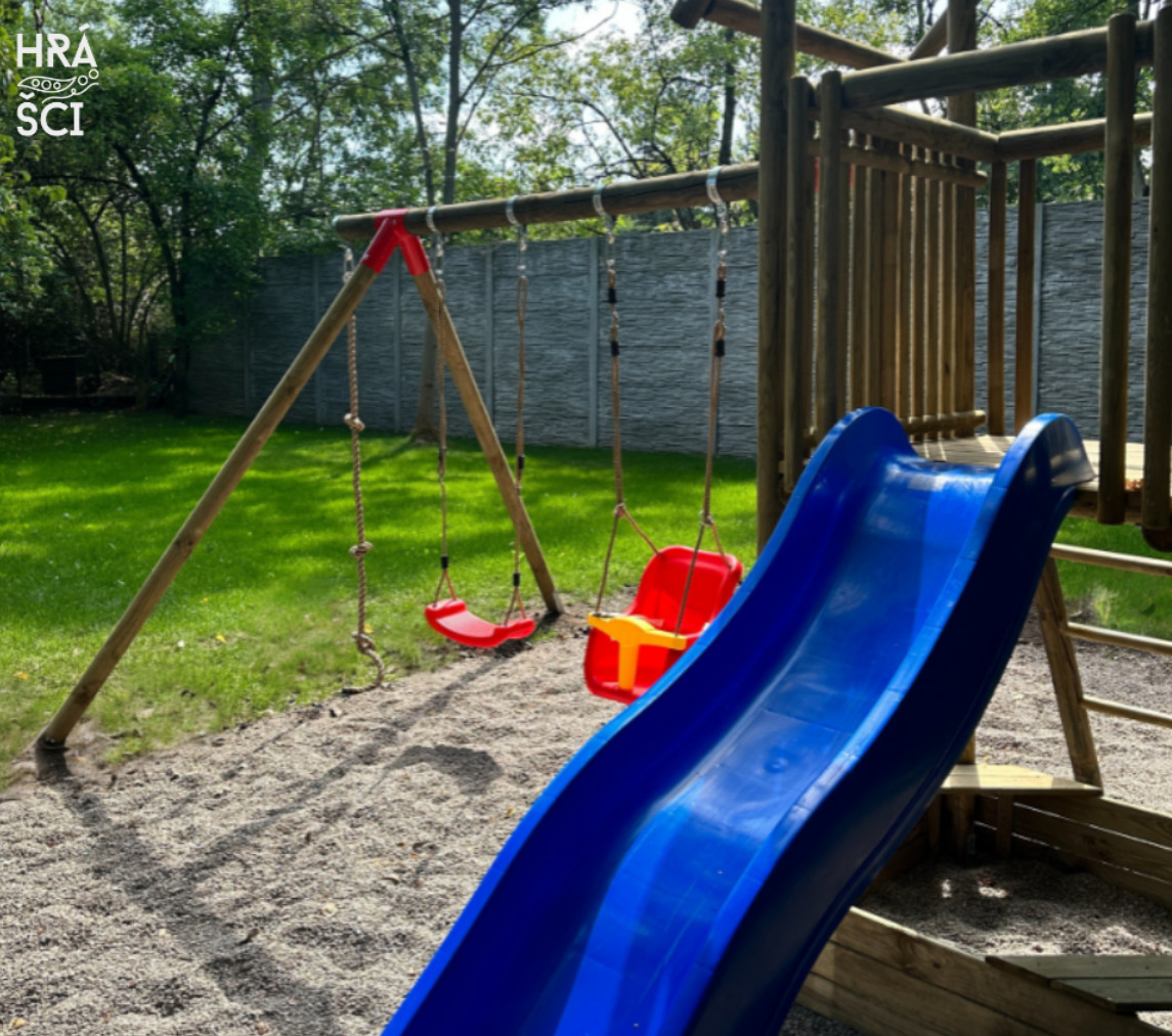 Hrášci dětským jeslím